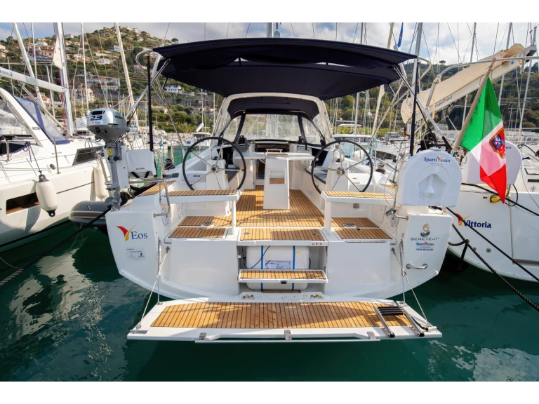 Zeilboot te huur in Castellammare del Golfo voor de beste prijs