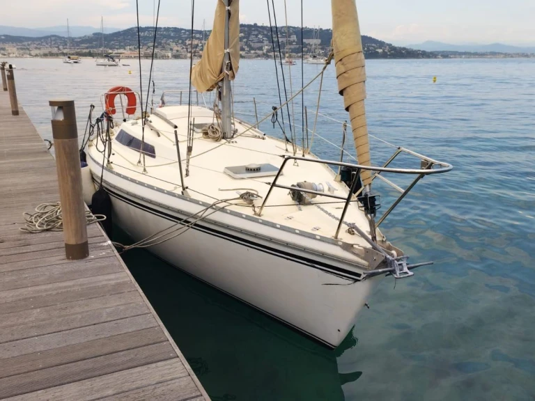 Jachthuur in Cannes - Jeanneau Aquila via SamBoat