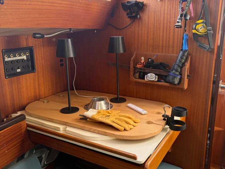 Verhuur Zeilboot in Cannes - Jeanneau Aquila