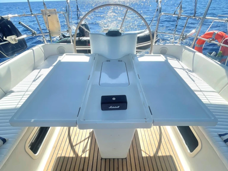 Huur een Bénéteau gib sea 472 in Santa Pola