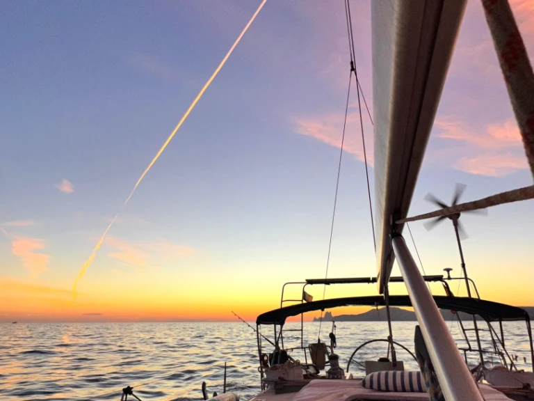 Bootverhuur Bénéteau gib sea 472 in Santa Pola via SamBoat