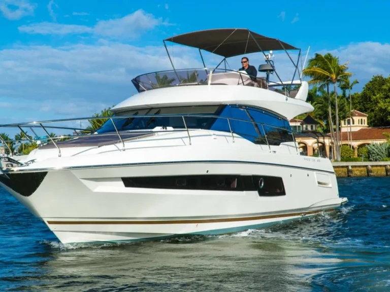 Huur een Sunseeker Manhattan 56 in Zanzibar
