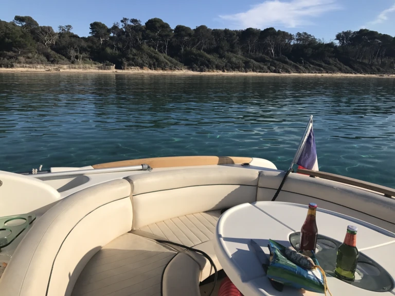 Jeanneau Leader 805 te huur van particulier of professional in Hyères