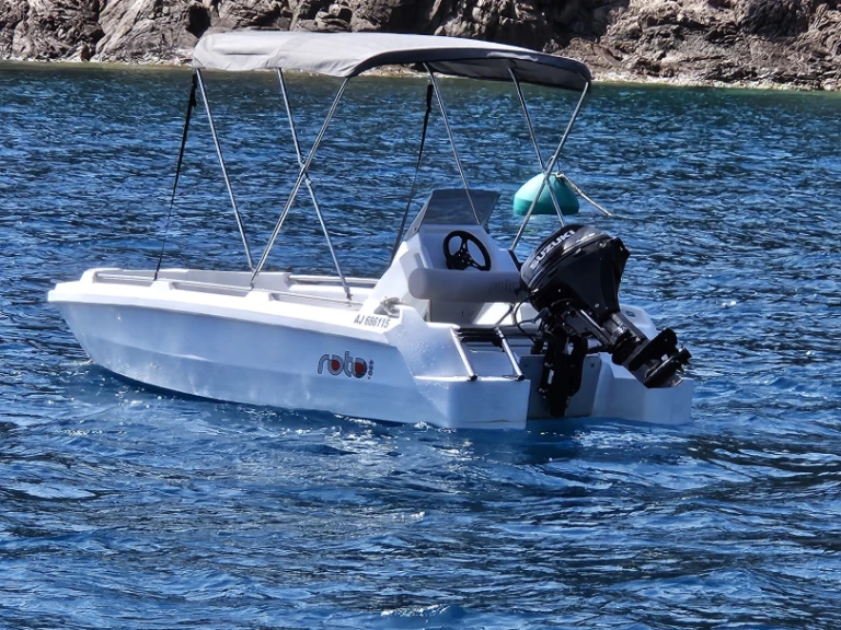 Bootverhuur ROTO 450s Family in Serriera via SamBoat