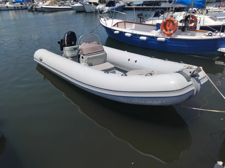 Verhuur RIB Joker Boat met vaarbewijs