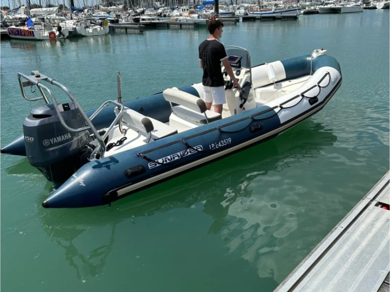Verhuur Motorboot in La Rochelle - Bombard Sunrider 650