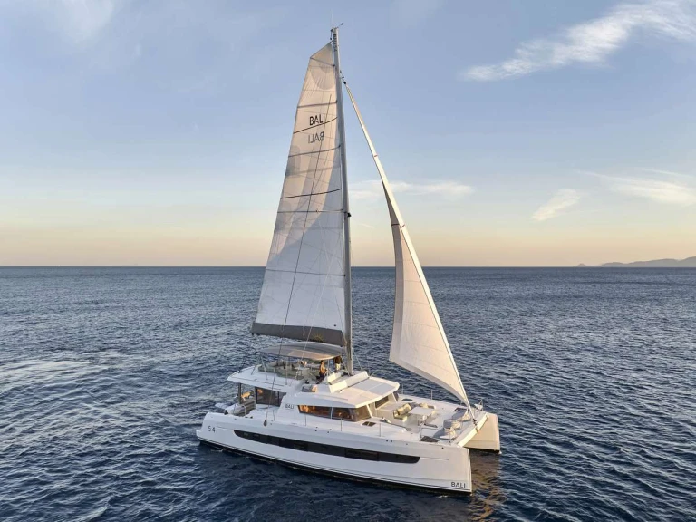 Huur Jacht met of zonder schipper Bali in Athene