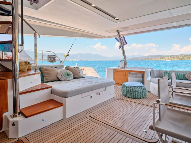 Verhuur Jacht Fountaine Pajot met vaarbewijs