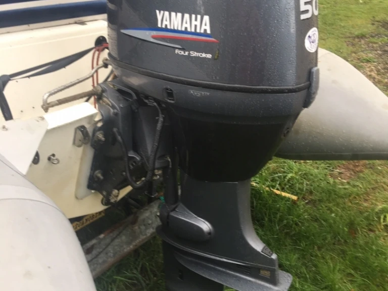 Bootverhuur Bénodet goedkoop Explorer 485 FB