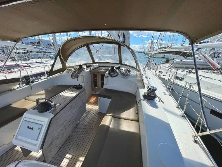 Jachthuur in Álimos - Bavaria Cruiser 51 via SamBoat