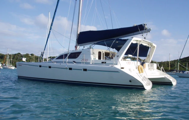 Catamaran te huur in Parish of Saint George voor de beste prijs