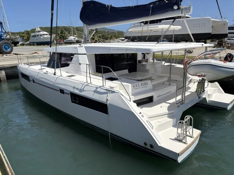 Leopard Catamarans / Robertson & Caine Leopard 45 te huur van particulier of professional in Parish of Saint George