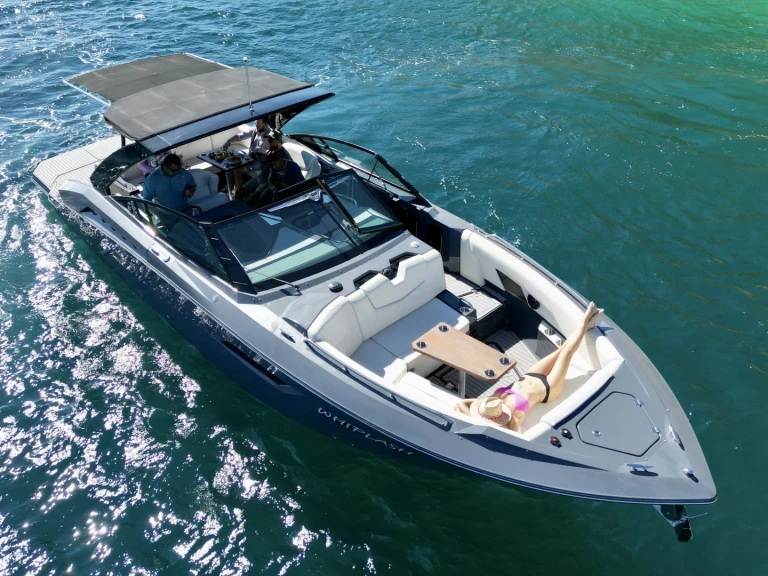 Cruisers 350 Sundancer te huur van particulier of professional in Cabo San Lucas