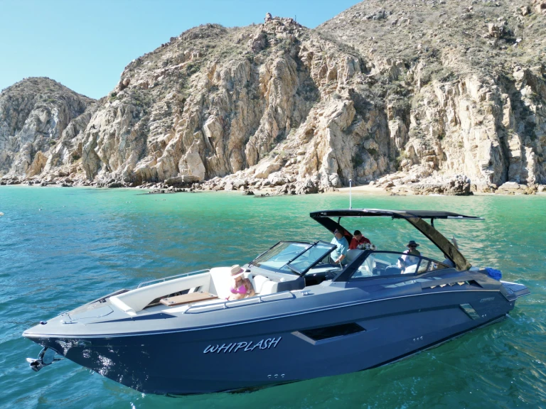 Verhuur Motorboot in Cabo San Lucas - Cruisers 350 Sundancer