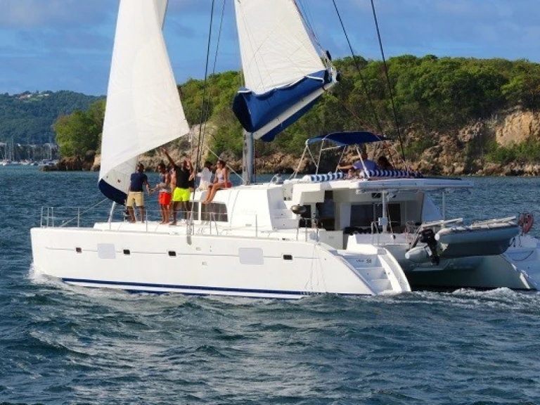 Huur Catamaran met of zonder schipper Lagoon in Le Marin