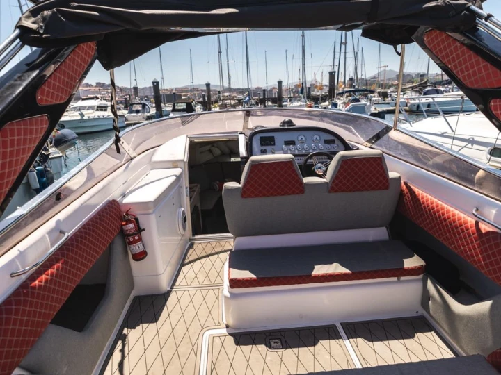 Bootverhuur Vigo goedkoop Tomahawk 37