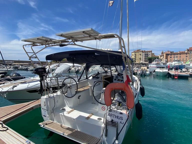 Verhuur Zeilboot in Ajaccio - Bénéteau Oceanis 30.1