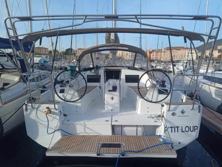 Verhuur Zeilboot Jeanneau met vaarbewijs