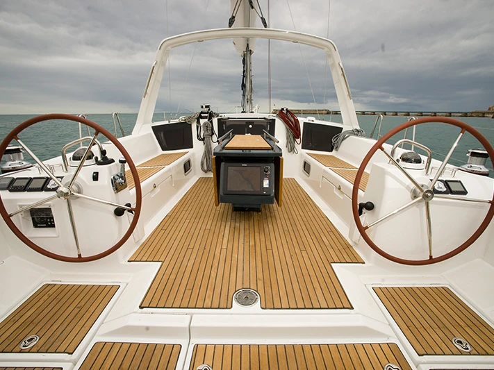 Verhuur Zeilboot Bénéteau met vaarbewijs