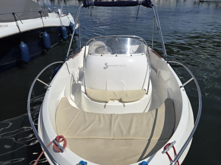 Motorboot te huur in Saint-Florent voor de beste prijs