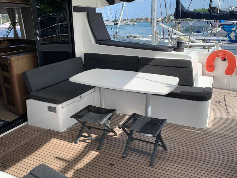 Bootverhuur Pianottoli-Caldarello goedkoop Lagoon 42