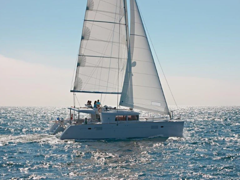 Huur Catamaran met of zonder schipper Lagoon in Piso Livadi
