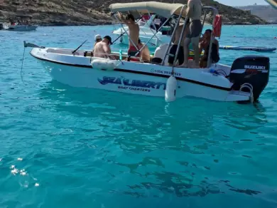 Huur Motorboot met of zonder schipper Buccaneer in Gozo