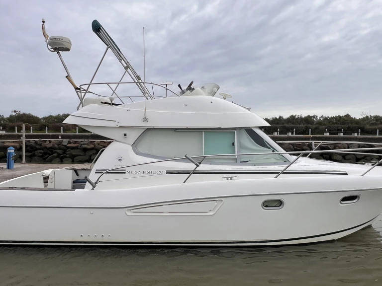 Jeanneau Merry Fisher 925 Fly te huur van particulier of professional in Real Club Marítimo de Huelva