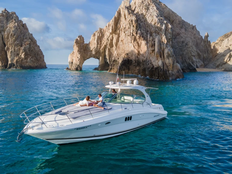 Bootverhuur Cabo San Lucas goedkoop Sea Ray 450 Sundancer