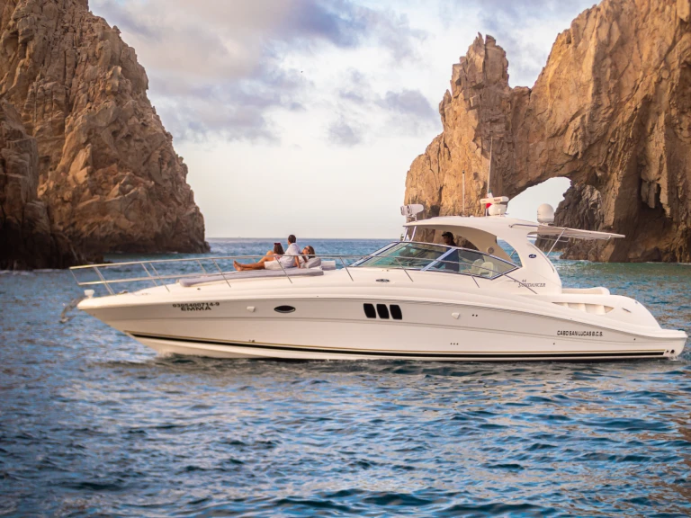 Huur Motorboot met of zonder schipper Sea Ray in Cabo San Lucas