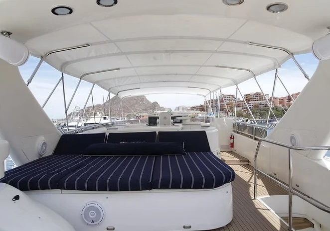 Viking Yachts 85 Motor Yacht te huur van particulier of professional in Cabo San Lucas