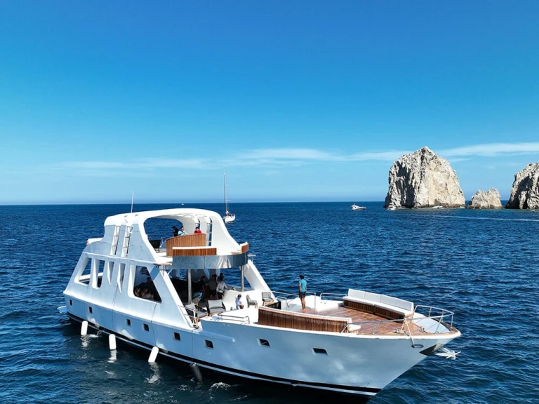 Verhuur Jacht in Cabo San Lucas - Pelican Luxury Motor Yacht