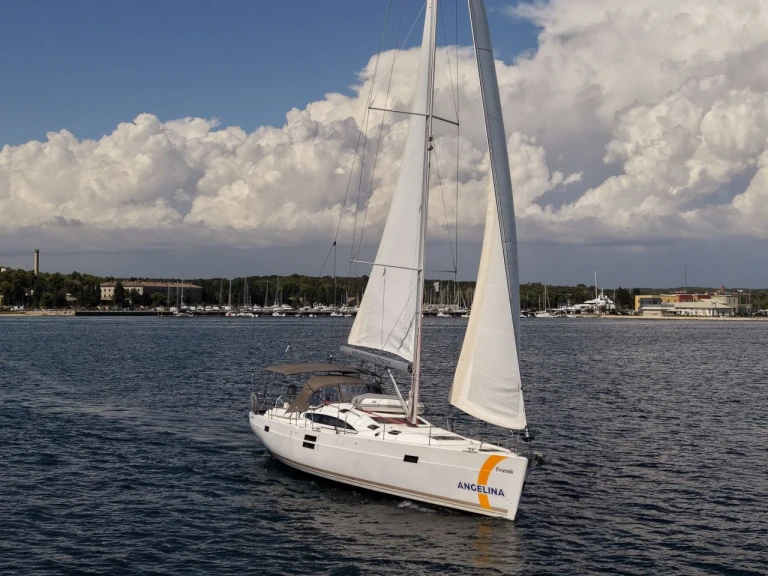Huur Zeilboot met of zonder schipper Elan in Pula