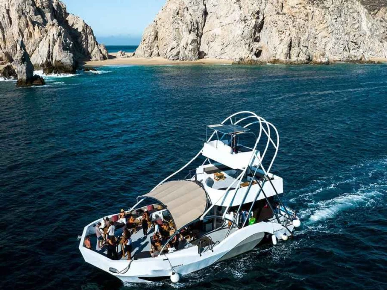 Bootverhuur Cabo San Lucas goedkoop Luxury Motor Yacht