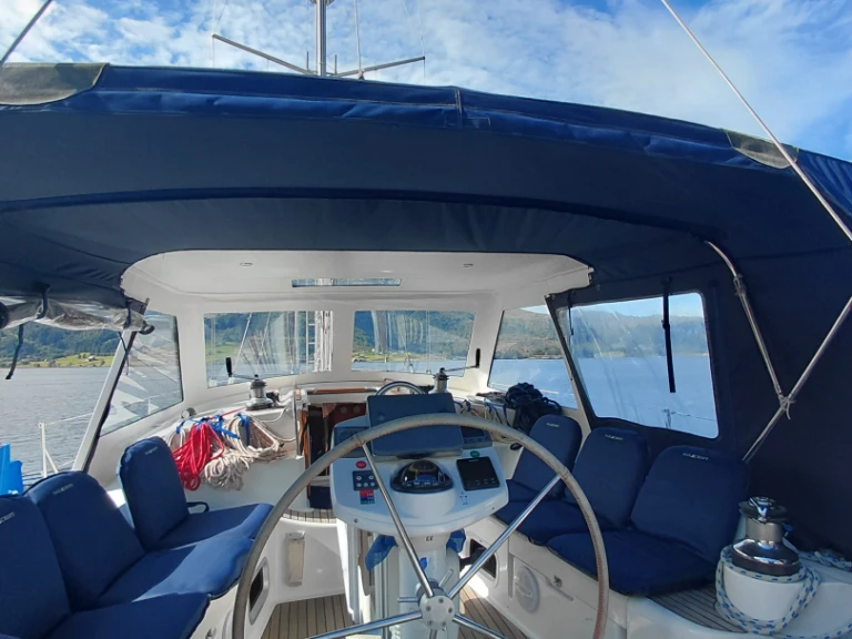 Bootverhuur Selje goedkoop Sun odyssée 43 DS