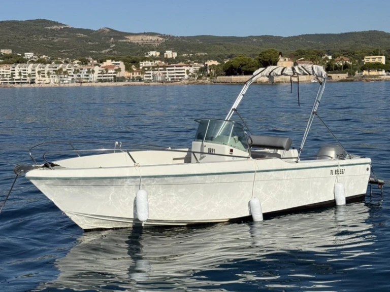 Verhuur Motorboot in La Ciotat - Jeanneau Cap Camarat 575