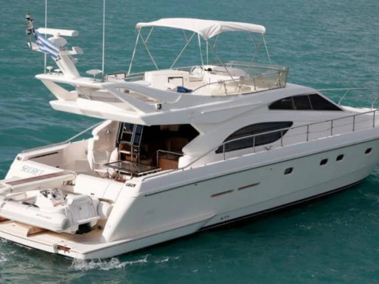Bootverhuur Marseille goedkoop Ferretti 53
