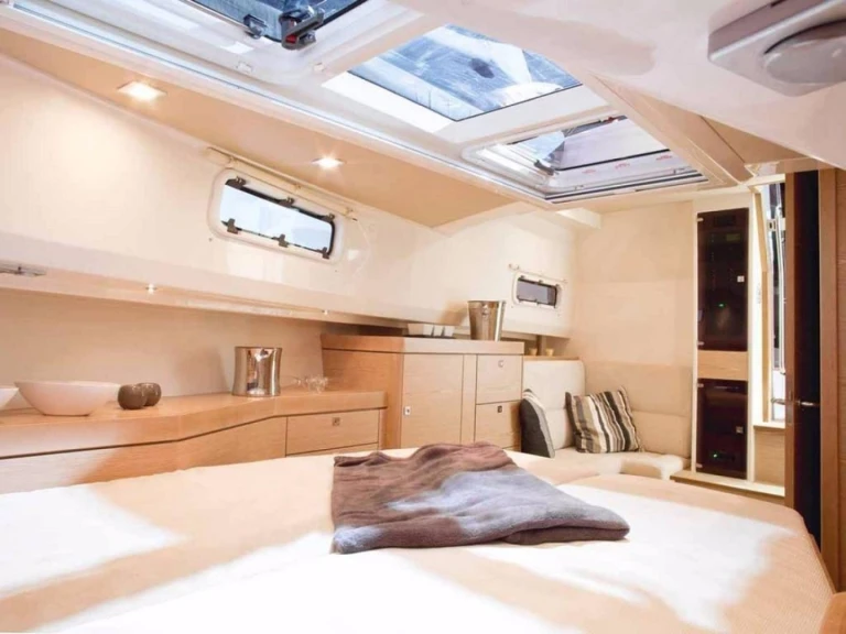 Huur een Fjord Fjord 40 Open in Marseille