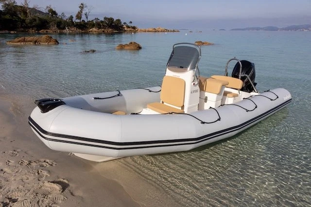 Bootverhuur Isolella goedkoop BOMBARD 650 SUNRIDER NEO