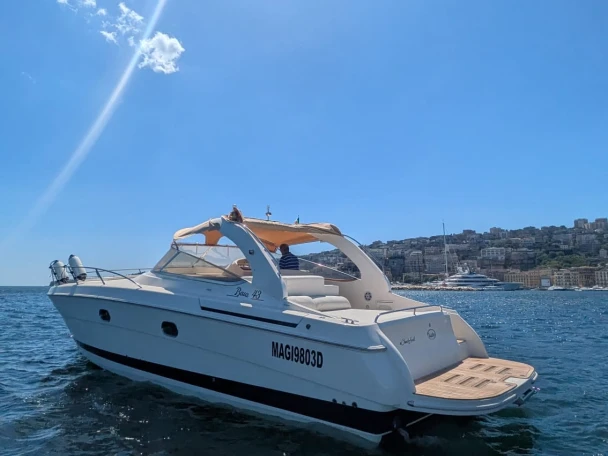 Huur Jacht met of zonder schipper Baia in Napels