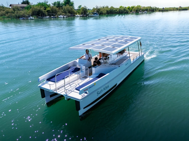 Bootverhuur Lagoon 33 solar in Caorle via SamBoat