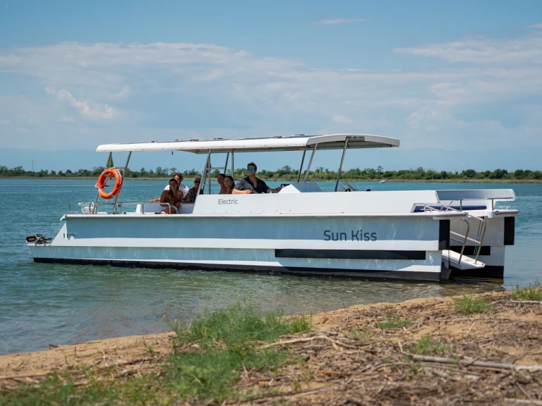 Verhuur Motorboot in Caorle - Lagoon 33 solar