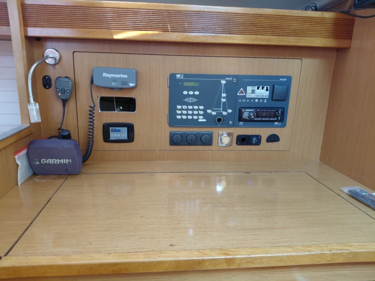 Jachthuur in Lefkáda - Bavaria Bavaria 43 Cruiser via SamBoat