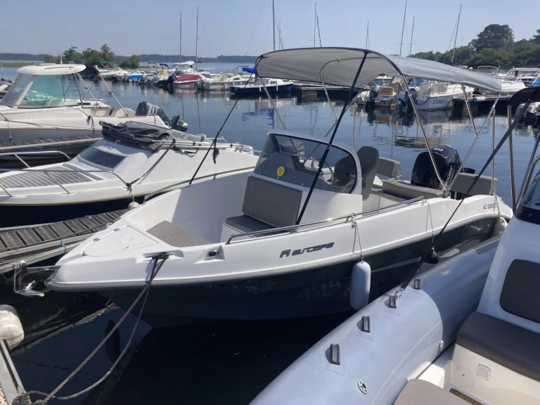 Verhuur Motorboot Nireus met vaarbewijs