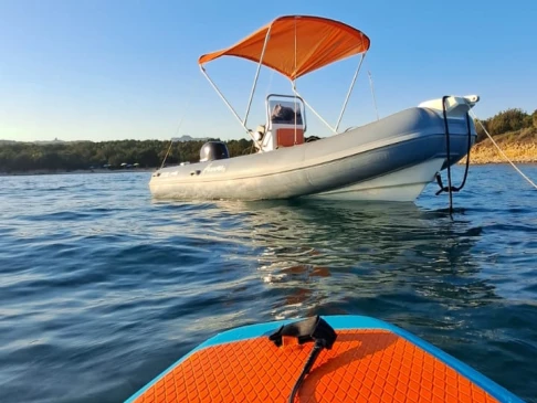 Verhuur RIB Panama met vaarbewijs