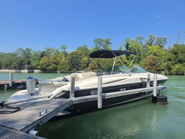 Bootverhuur Monterey 268SC in San Giuliano - Venezia via SamBoat