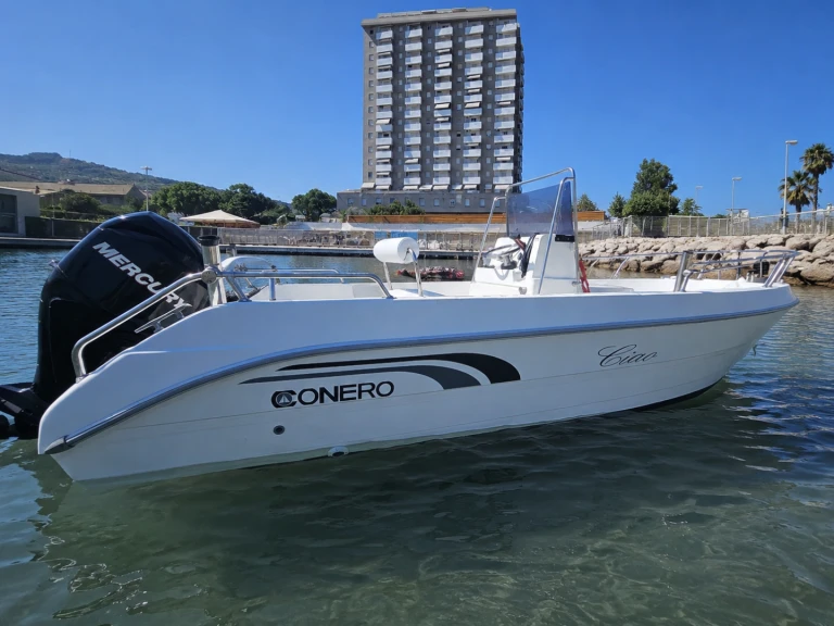 Motorboot te huur in Porto San Giorgio voor de beste prijs