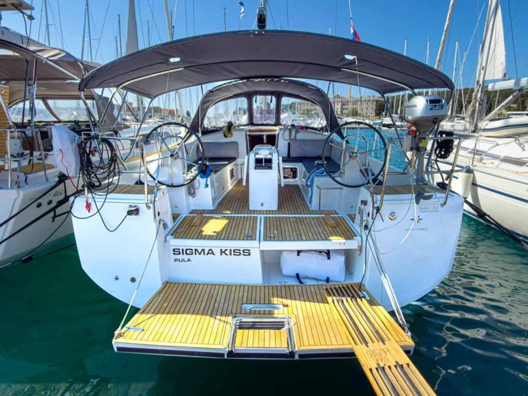 Verhuur Zeilboot in Pula - Jeanneau Sun Odyssey 440