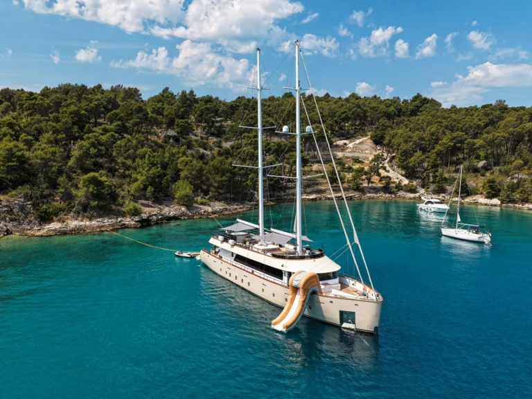Bootverhuur Custom Maxita in Kroatië via SamBoat