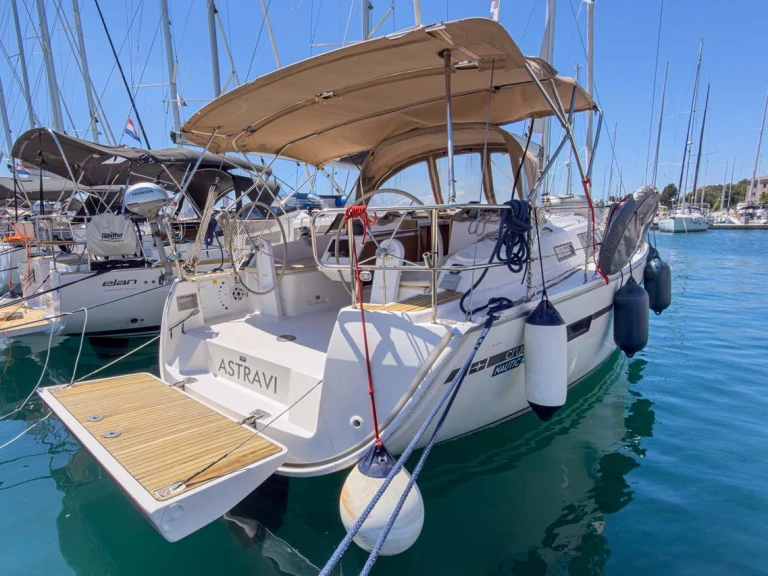 Bavaria Cruiser 37 te huur van particulier of professional in Pula
